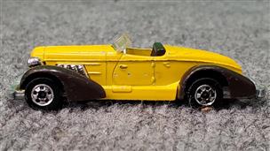 hot wheels auburn 852 yellow